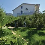 Kastel Sucurac Ivana Pavla Ii * Kastela
