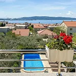 Kastel Sucurac Ivana Pavla Ii Apartman Kastela