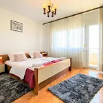 Apartman Kastel Sucurac Ivana Pavla Ii