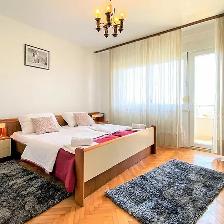 Apartmán Kastel Sucurac Ivana Pavla Ii